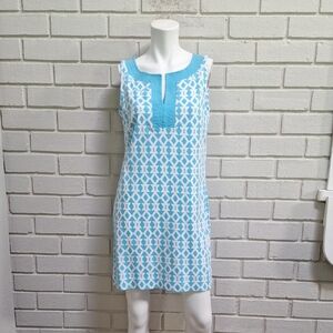 New York & Company Sleeveless Blue and White Patterned Dress. Size Large